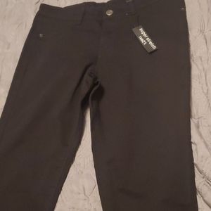 BRAND NEW MID RISE RUE 21 JEGGINGS